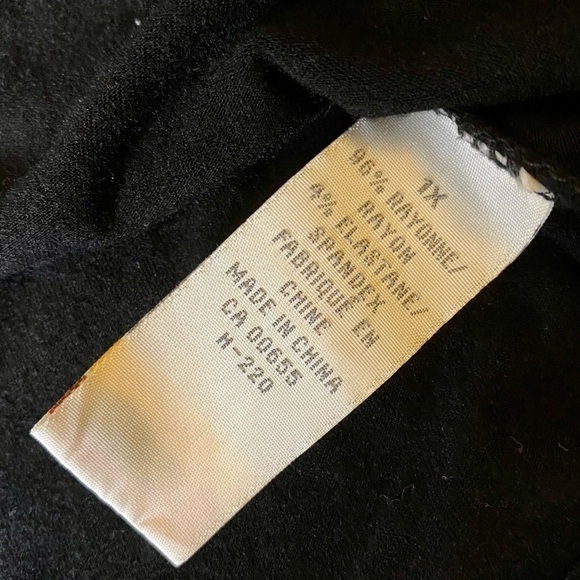 MXM Black empire waist sleeveless top - Picture 5 of 5